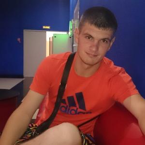 Парни в Нальчике: Александр, 34 - ищет девушку из Нальчика
