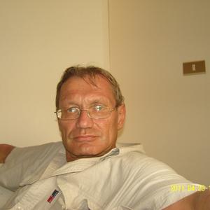 Игорь, 64 года, Унъюган