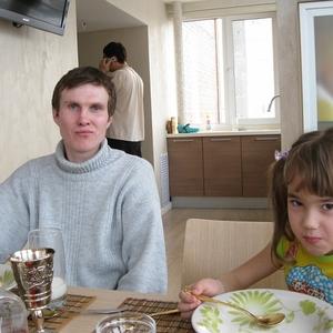 Парни в Канске: Роман Новиков, 40 - ищет девушку из Канска