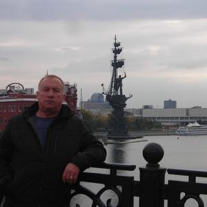 Фёдор, 66 лет, Сургут