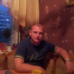 Дмитрий, 37 лет, Карпинск