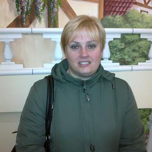 Елена, 45 лет, Луга