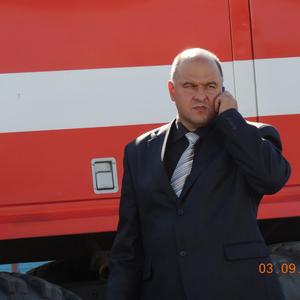 Oleg, 51 год, Углегорск