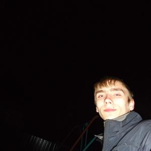 Алексей, 27 лет, Белово