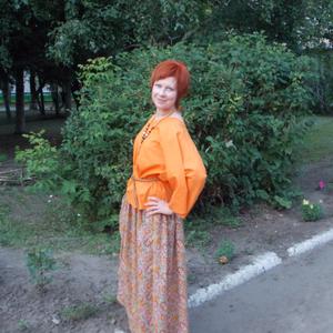 Девушки в Барнауле (Алтайский край): Екатерина, 52 - ищет парня из Барнаула (Алтайский край)