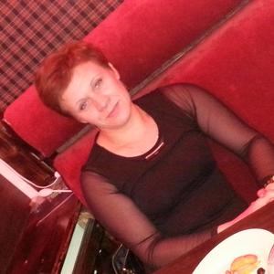 Девушки в Нефтеюганске: Татьяна, 50 - ищет парня из Нефтеюганска
