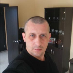 Олег, 48 лет, Новомосковск