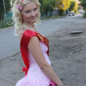 Девушки в Омске: Евгения, 28 - ищет парня из Омска