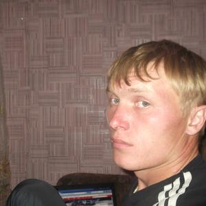 Михаил, 37 лет, Белово