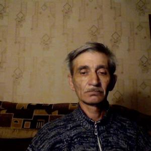 Юрий, 65 лет, Воткинск