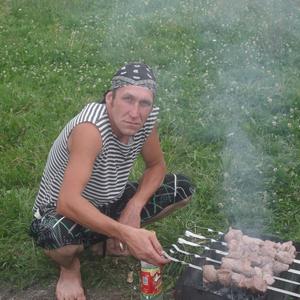Парни в Кирсанове: павел, 42 - ищет девушку из Кирсанова
