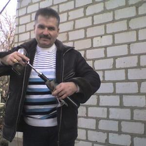 Владимир, 60 лет, Элиста