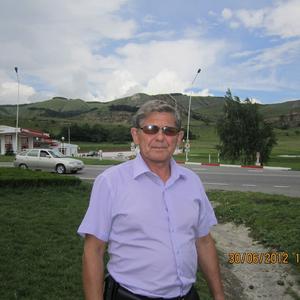 Парни в Бугульме (Татарстан): Геннадий, 73 - ищет девушку из Бугульмы (Татарстан)